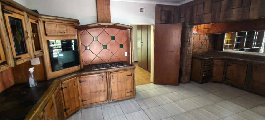 3 Bedroom Property for Sale in Protea Park North West